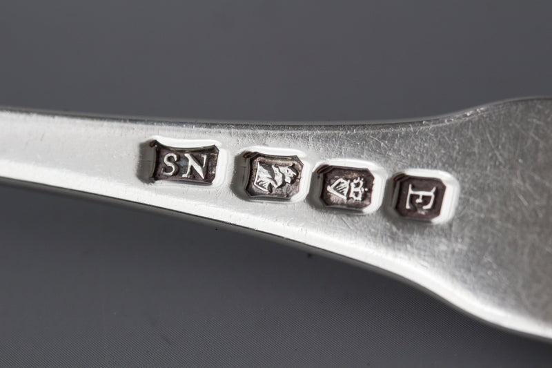 12 Superb Irish Silver Fiddle Pattern Table Forks, Dublin 1800