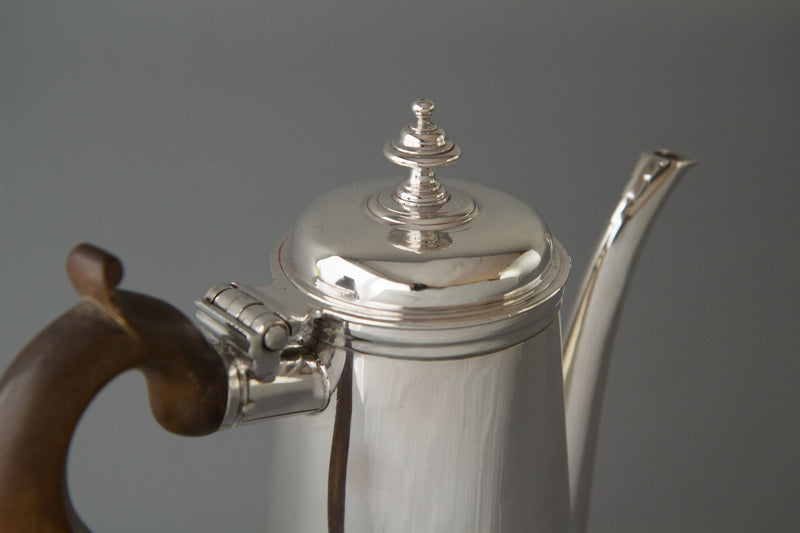 A Queen Anne Irish Silver Coffee Pot Dublin 1706 by David King