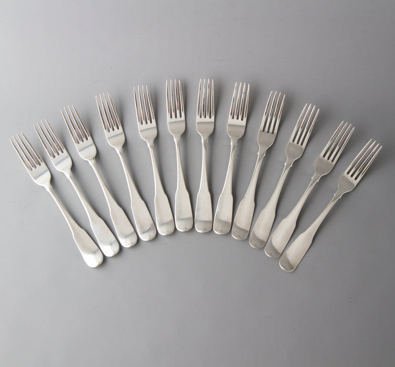 12 Superb Irish Silver Fiddle Pattern Table Forks, Dublin 1800