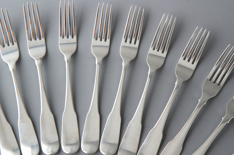 12 Superb Irish Silver Fiddle Pattern Table Forks, Dublin 1800