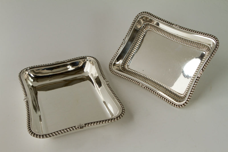 A Very Fine Georgian  Silver Entree Dish London 1826 by William Eaton