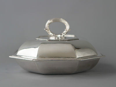 A Very Fine Georgian Silver Entree Dish London 1795 by Henry Green