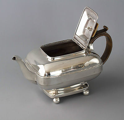 A Very Rare York Silver Teapot. Barber & Whitwell, York 1815