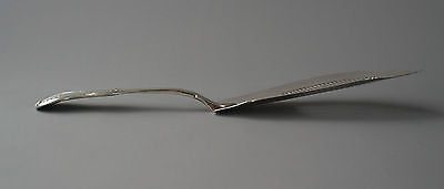 A Wonderful Kings Hourglass Fish Server, London 1809 Eley, Fern & Chawner