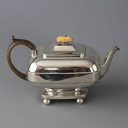 A Very Rare York Silver Teapot. Barber & Whitwell, York 1815