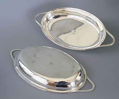 A Pair of William IV Silver Entree Dishes London 1833 by the Barnards