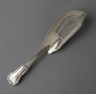 A Wonderful Kings Hourglass Fish Server, London 1809 Eley, Fern & Chawner