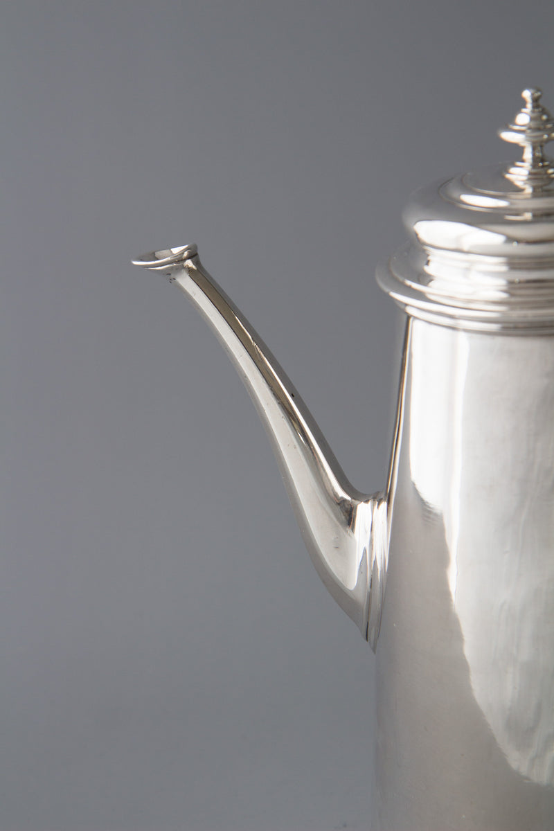 A George II Silver Coffee Pot, George Hindmarsh London 1734
