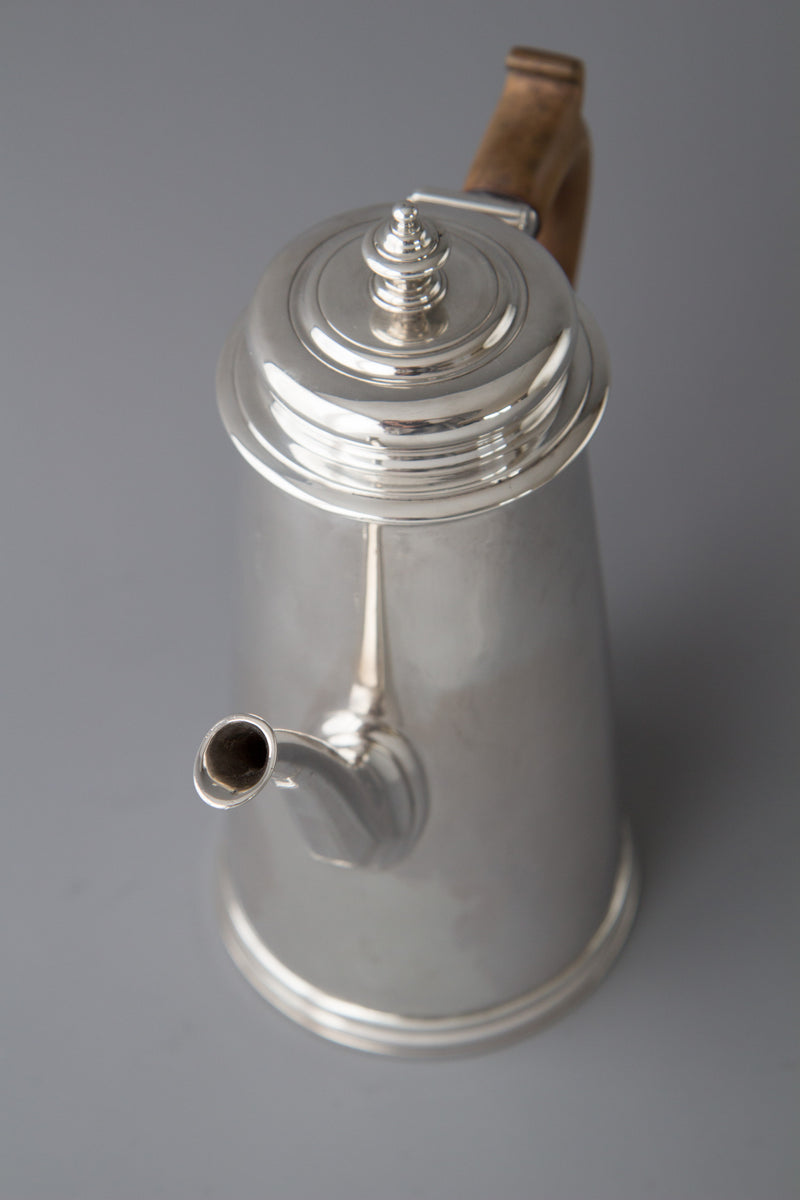 A George II Silver Coffee Pot, George Hindmarsh London 1734