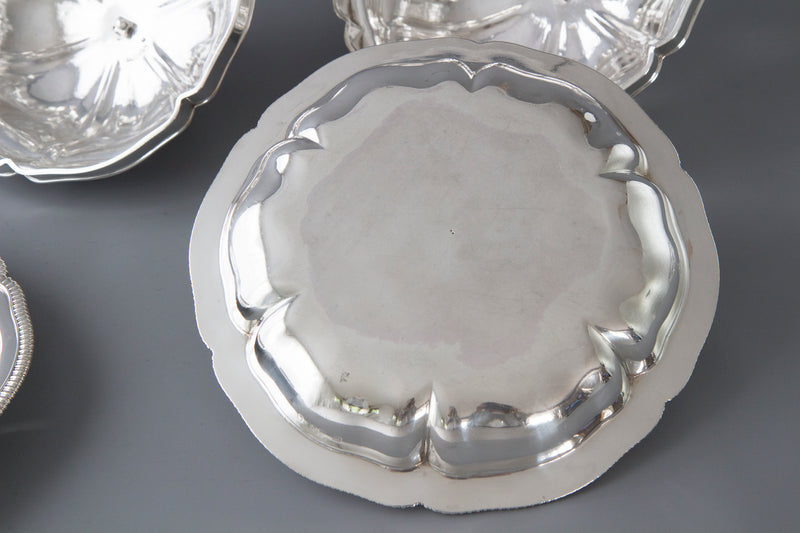An Exceptional Pair of Georgian Silver Entree Dishes by Paul Storr London 1826