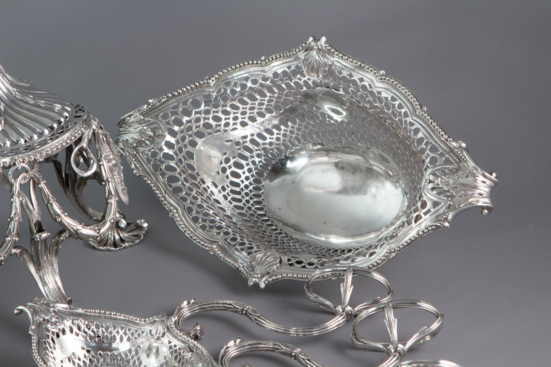 An Exhibition or Museum Quality Silver Epergne or Table Centrepiece London 1773 by Thomas Pitts