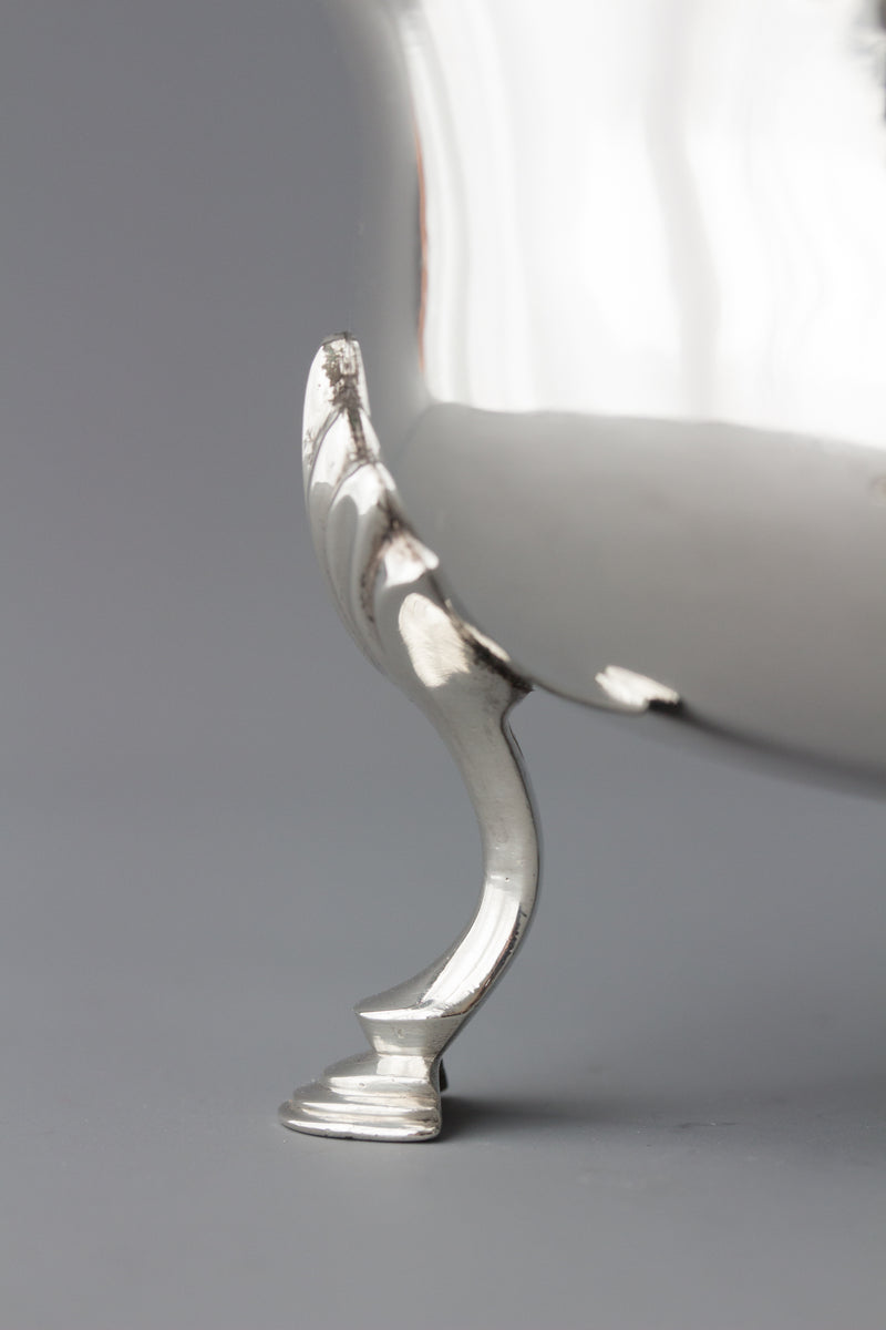 A Very Fine Pair of George III Silver Sauce Boats, London 1768 by W & J Priest