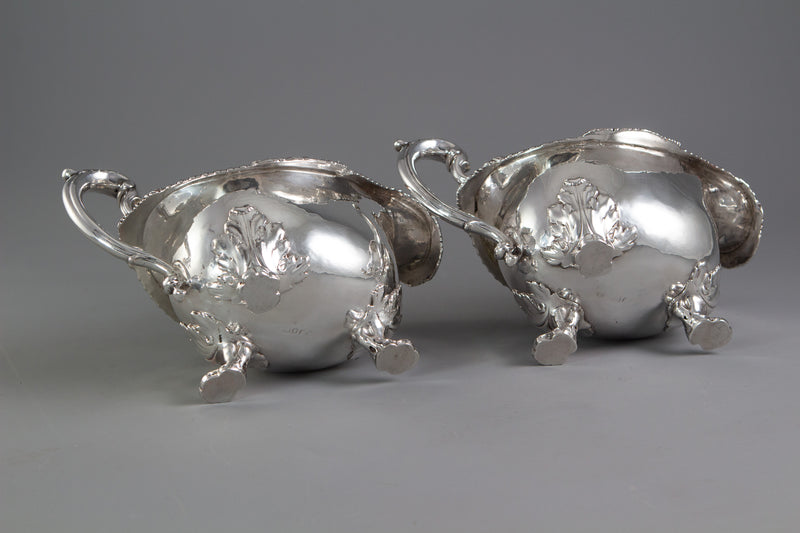 A Pair of George IV Silver Sauce Boats, London 1820 by Paul Storr