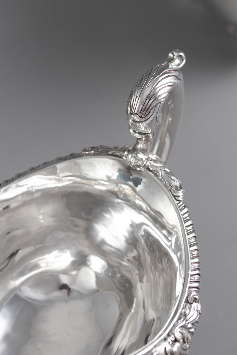 A Pair of George IV Silver Sauce Boats, London 1820 by Paul Storr