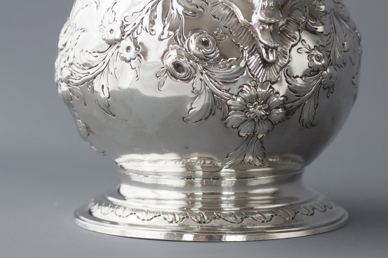 A Georgian Silver Coffee Pot London 1770 by Walter Brind